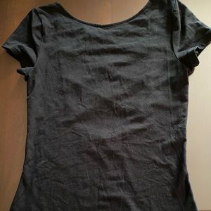 Express black tee